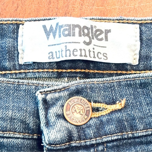Wrangler Authentics Dark Wash Straight Leg Jeans Size 34 x 28 - Picture 5 of 7